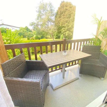 La Petite Oasis- Ideal Couple - Calme - Balcon Sud - Lumineux - 10min Du Centre & - Proche Centre Juno - Wifi