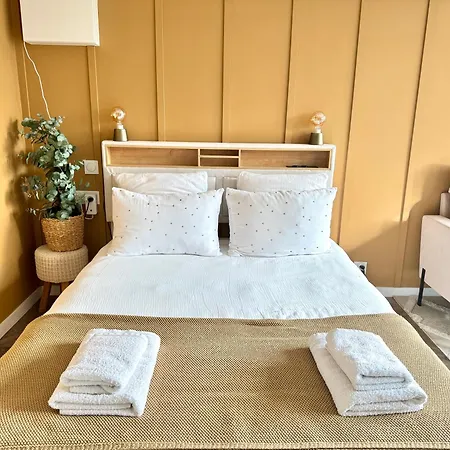 La Petite Oasis - Pour 2pers - 2km Du Centre Juno Et Du Debarquement - 10min A Pieds Du Centre & De La - Balcon - Exposition Sud - Stationnement & Wifi Gratuits Lejlighed *