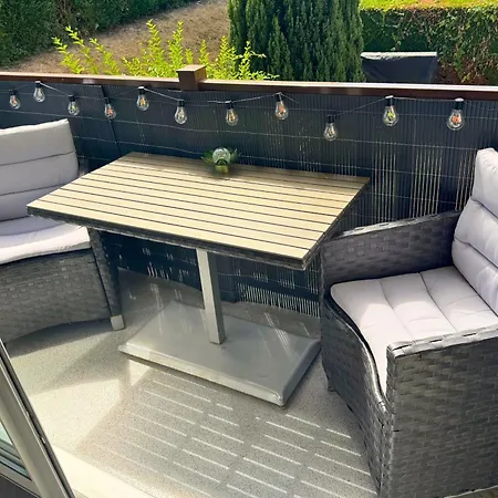 Appartement La Petite Oasis - Idéal Couple - Lumineux - Calme - 10min à Pieds Du Centre Ville&de La - Balcon Exposé Sud - 2km Du Centre Juno - Stationnement&wifi Gratuits
